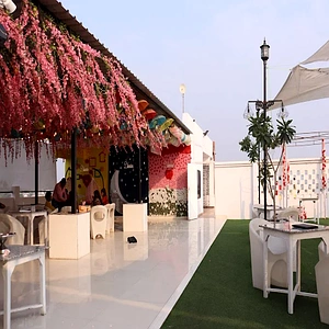 Home terrace cafe 300x300 clear